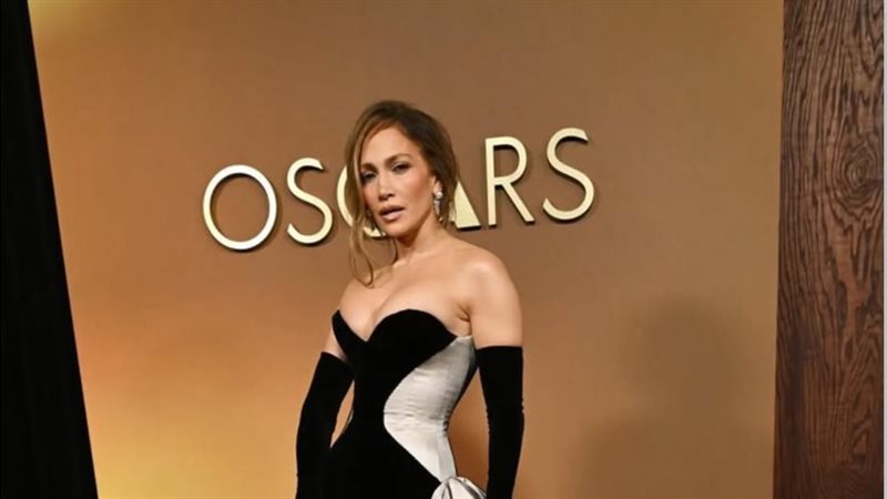 جينيفر لوبيز 