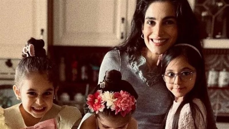 زينب جوادلي وأطفالها