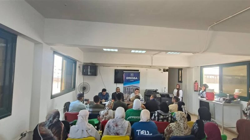 جانب من ندوة مديرية