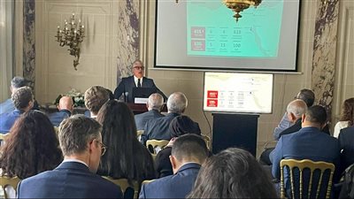 رئيس اقتصادية السويس يشارك في ملتقى الأعمال المصري-الفرنسي بباريس