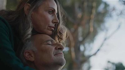 سارة فرانسيس تكشف سر تسمية فيلم «كلب ساكن» قبل عرضه الأول