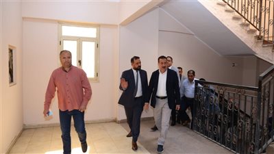 محافظ المنوفية يتفقد تجهيزات مبنى التأمين الصحي الجديد بسنتريس