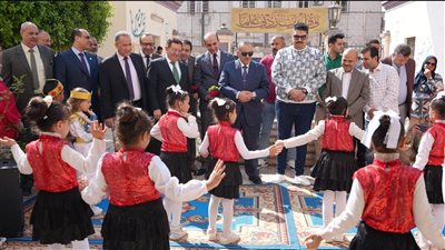 محافظ أسيوط يطلق النسخة الـ29 لمسابقة لمحات من الهند بمشاركة 1300 طالب وطالبة