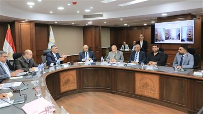 بحث شكاوى المواطنين..محافظ الجيزة يعقد اللقاء الأسبوعي للمحافظة| تفاصيل