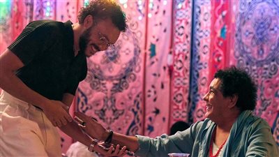 كلام فرسان .. الكينج محمد منير يطرح أحدث أغانيه مع مغني الراب ويجز |فيديو