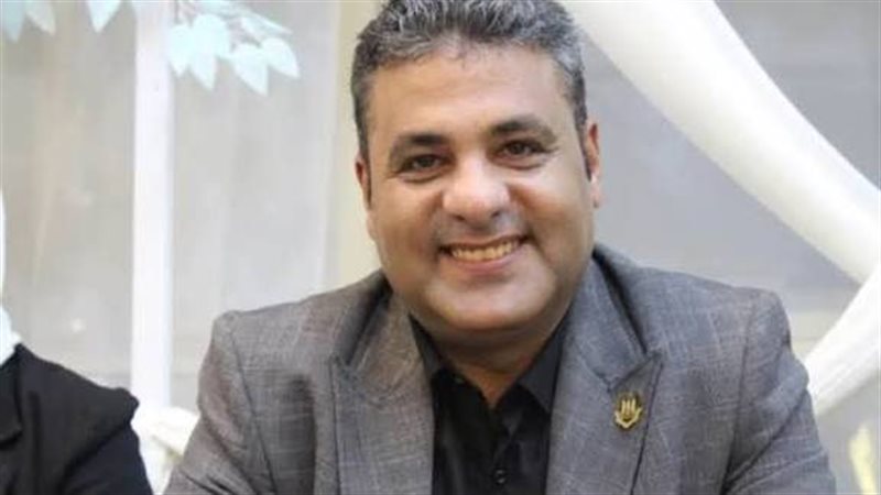 الدكتور عمر عوض