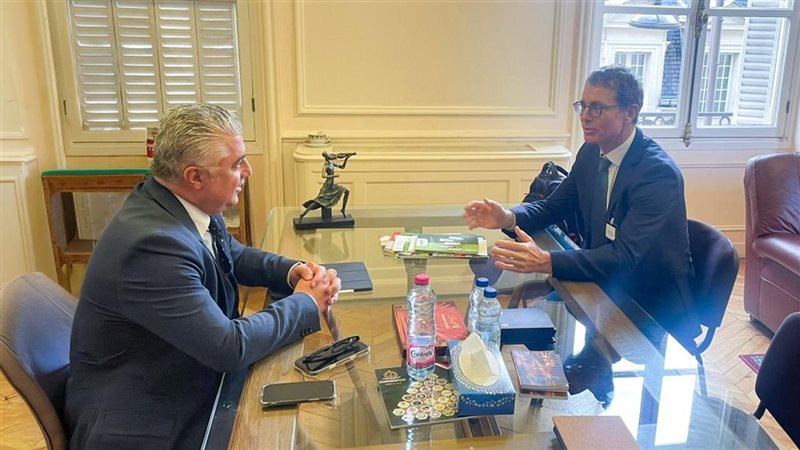 رئيس اقتصادية قناة