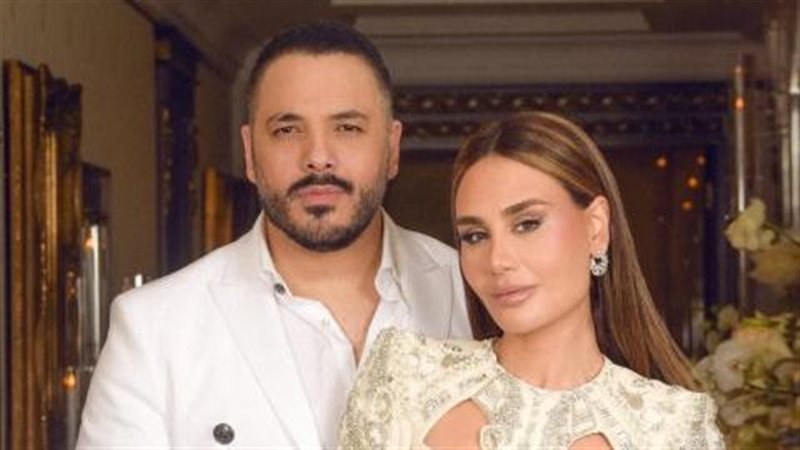 رامي عياش وزوجته