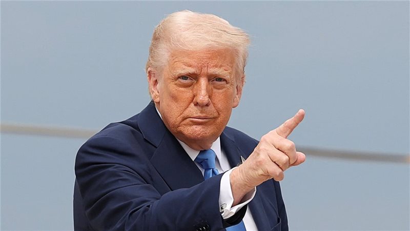 الرئيس الأمريكي دونالد