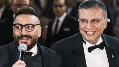 عمرو الليثي: تامر حسني بار بأمه وبيعمل خير لكل الناس