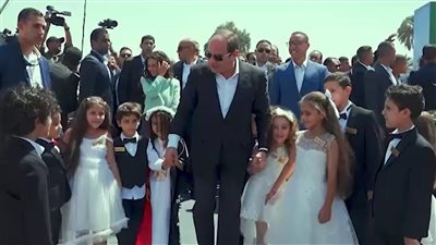 إهداء من الشعب للرئيس في ذكري ميلاده .. 