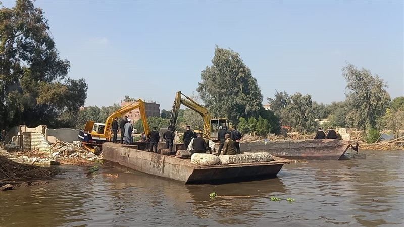 جانب من الإزالة 