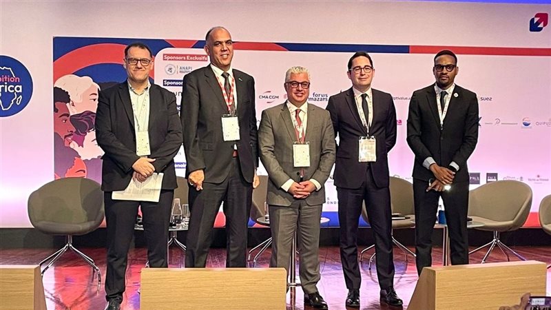 رئيس اقتصادية قناة