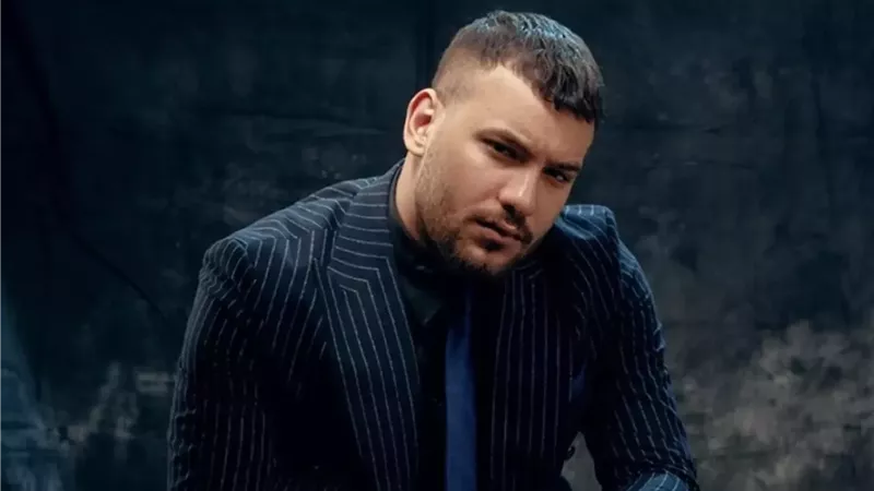 مطرب المهرجانات مسلم