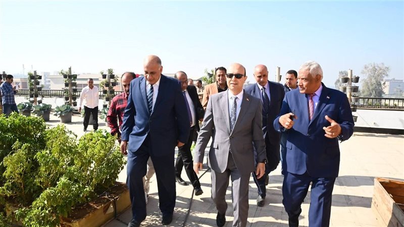 رئيس جامعه اسيوط