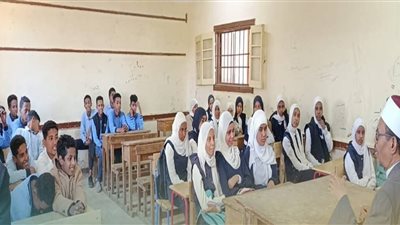 الأخلاق الحسنة..سلسلة ندوات توعوية لأوقاف أسوان بالمدارس ضمن 