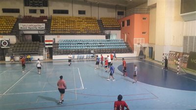 تدريبات مكثفة لفرق السويس لكرة اليد استعداداً للمشاركة في مسابقة الدوري