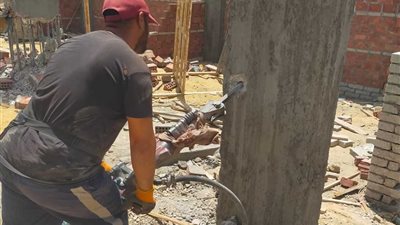 محافظ الغربية يشدد المتابعة عبر الشبكة الوطنية للطوارئ ويعلن استمرار الإزالات 