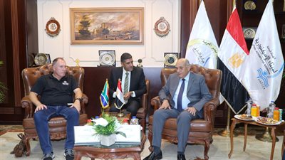 الهيئة العامة لميناء الأسكندرية تستقبل وفدا برلمانيا من جنوب أفريقيا 