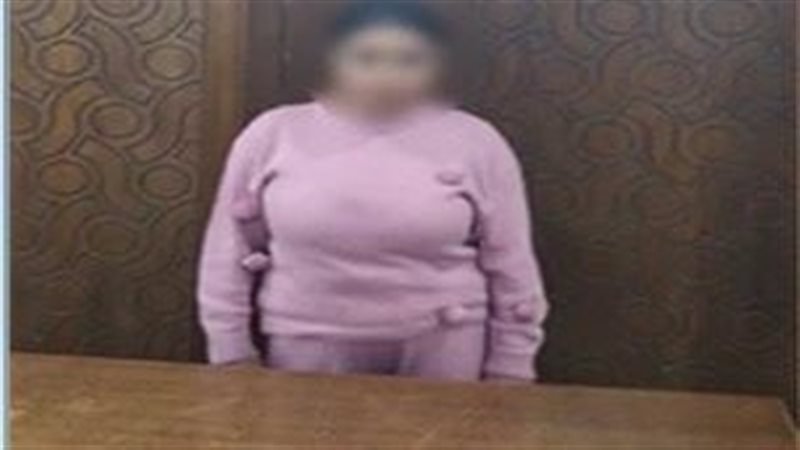 صانعة محتوى 