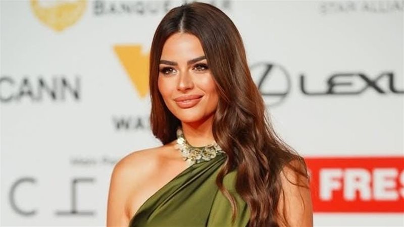 الفنانة هنادي مهنا