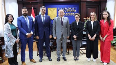 رئيس جامعة الإسكندرية يستقبل وفد شركة «روس أتوم» لبحث آفاق التعاون 