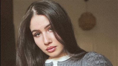 مفيش مبرر للي عملته.. سلمى عبدالعظيم تُعلن عن خلعها للحجاب