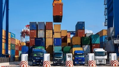 قانون الجمارك يعفي سيارات ذوي الإعاقة من الضرائب وفق ضوابط محددة..اعرفها