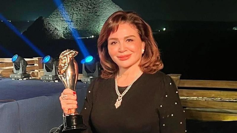 إلهام شاهين 