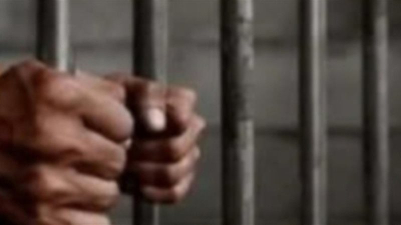 حبس صاحب مكتبة  4