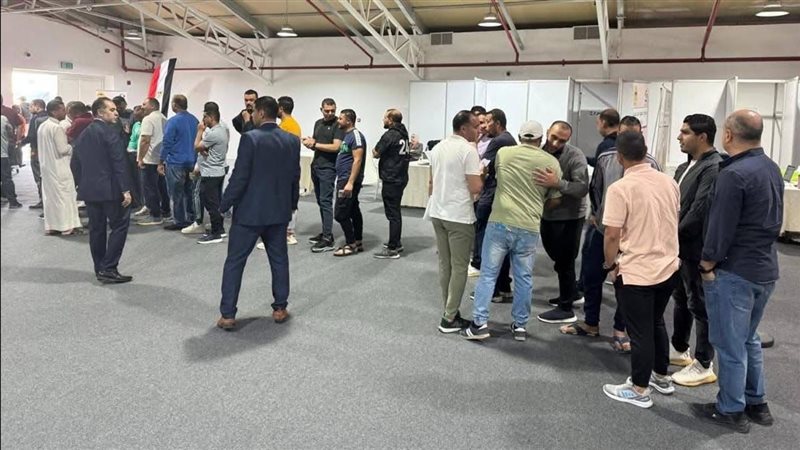 إقبال كثيف من المصريين