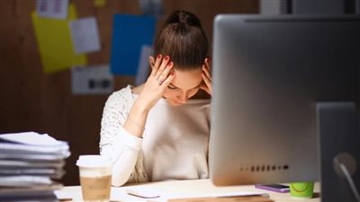 ساعات العمل الطويلة قد تغير بنية الدماغ.. ما الأمر؟