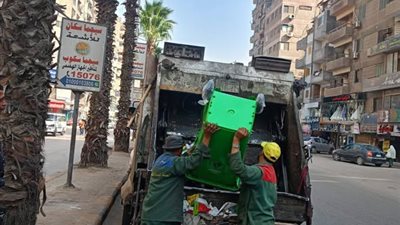الجيزة تدعم شارع الملك فيصل بصناديق قمامة إضافية والمتابعة اليومية 