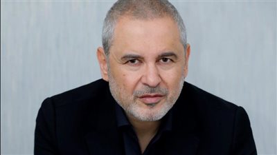 من منصة عروض الأزياء إلي الطيران.. إيلي صعب يقدم طائرات فاخرة 