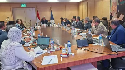 وزير السياحة والآثار يترأس الاجتماع الأول للجنة المختصة بوضع خطة تحديث المخازن