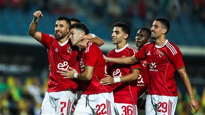 «عاد الأسد اللهم لا حسد»..جماهير الأهلي يحتفلون بإمام عاشور على طريقتهم الخاصة