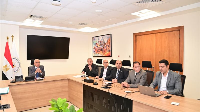 وزير الموارد المائية