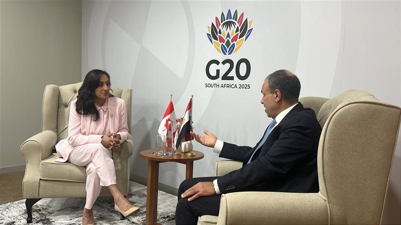 وزير الخارجية ووزيرة