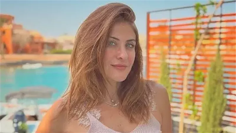 الفنانة هيدي كرم