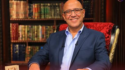 أشرف عبد الباقي يكشف أسرار بناته المهنية ويؤكد: 