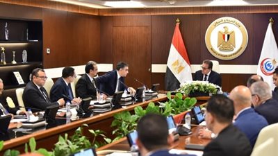 وزير الصحة يترأس اجتماع مجلس إدارة صندوق مواجهة الطوارئ الطبية