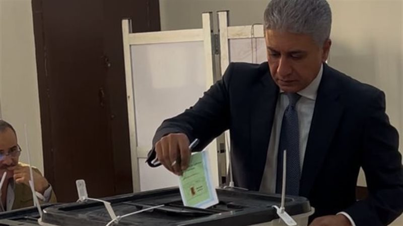 وزير السياحة والآثار