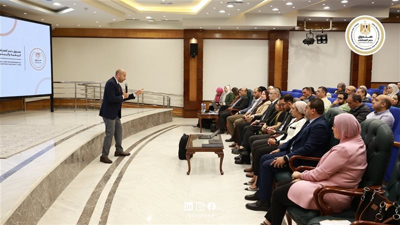 جانب من الورشة