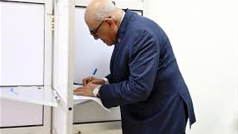  مختار عبد اللطيف