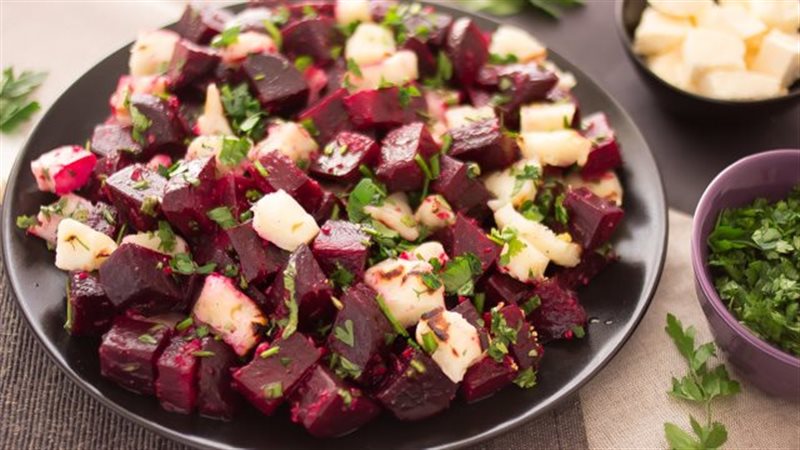 سلطة البنجر