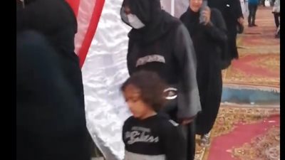 بعد الاستراحة.. إقبال الناخبين على لجنة الثانوية العسكرية بحي السويس