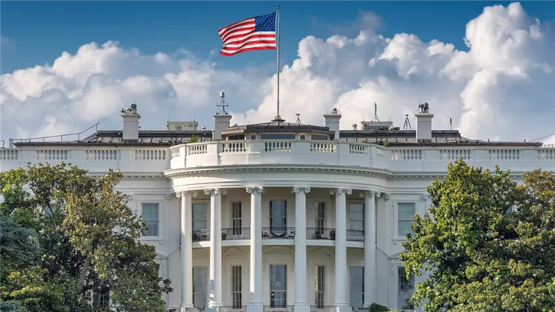 البيت الأبيض 