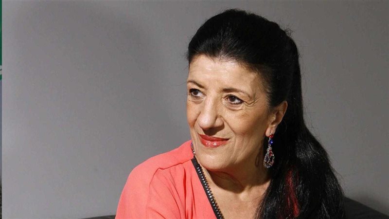 الفنانة الجزائرية