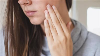 أفضل الوصفات المنزلية لتقشير البشرة بأمان ونتائج مضمونة 	