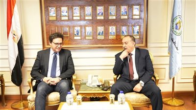 وزير الثقافة ومحافظ أسيوط يبحثان تطوير المواقع الثقافي